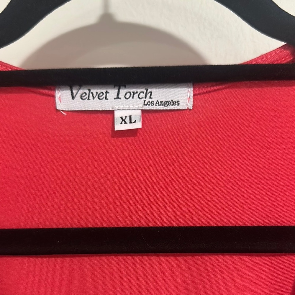 Elegant Fushia Wrap Dress - Picture 2 of 6
